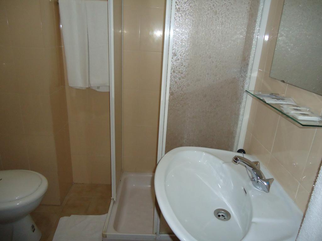 Residencial Coroa D'Ouro Hotel ฟาติมา ห้อง รูปภาพ