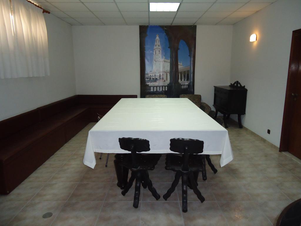 Residencial Coroa D'Ouro Hotel ฟาติมา ภายนอก รูปภาพ