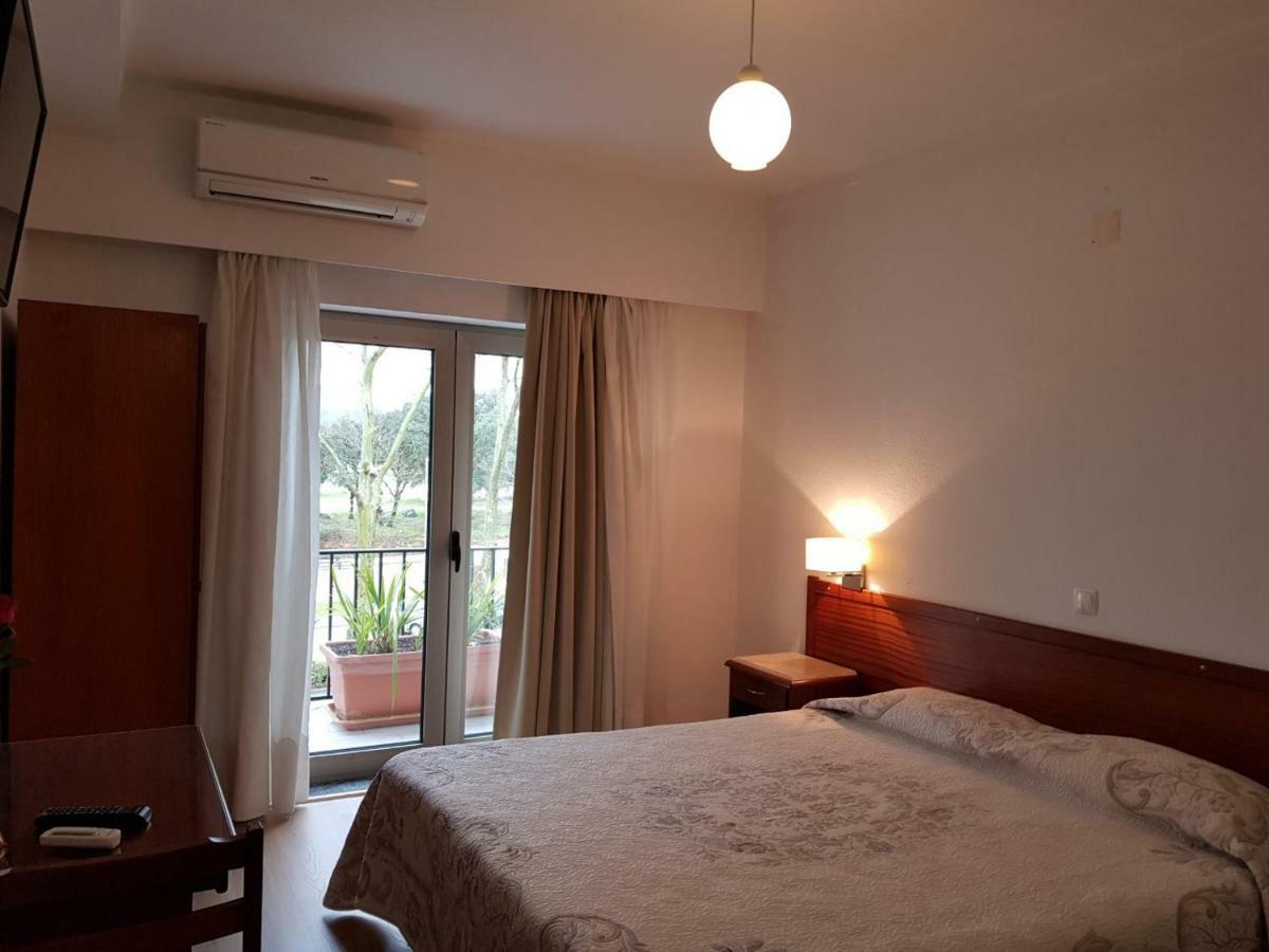 Residencial Coroa D'Ouro Hotel ฟาติมา ภายนอก รูปภาพ